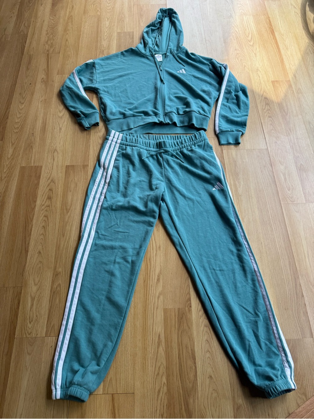 Adidas Size L jacket XL pants tracksuit Cropped Hoodie & Three-Stripe Joggers
